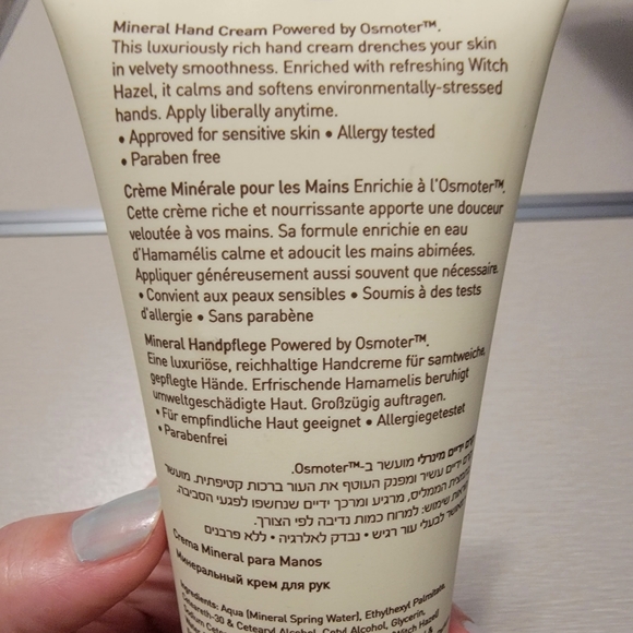 NWT! Ahava Deadsea Water Mineral Hand Cream! Limited Edition! 150mL/ 5.1fl oz! - Picture 3 of 3